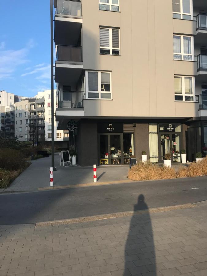 Warsaw - Aparts Lotnisko Okecie Apartment Luaran gambar