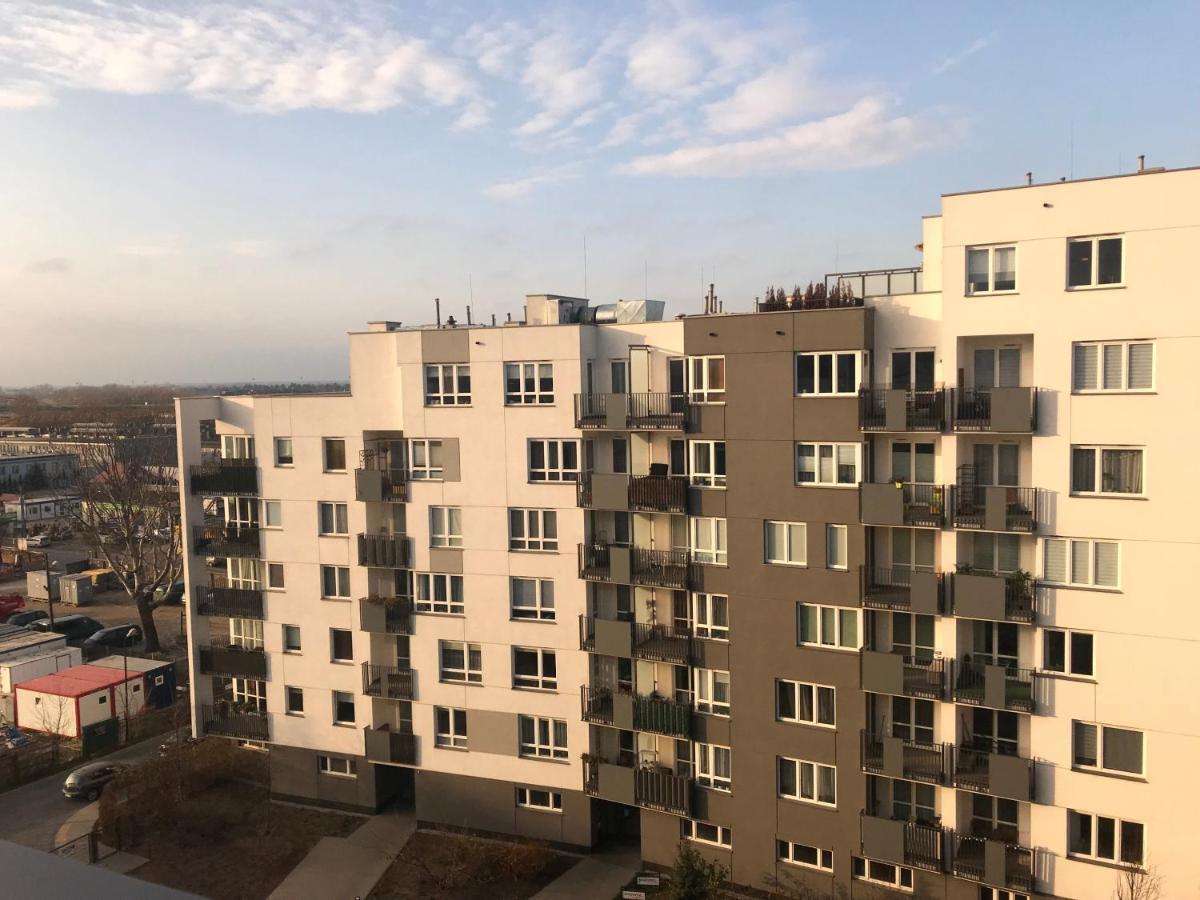 Warsaw - Aparts Lotnisko Okecie Apartment Luaran gambar